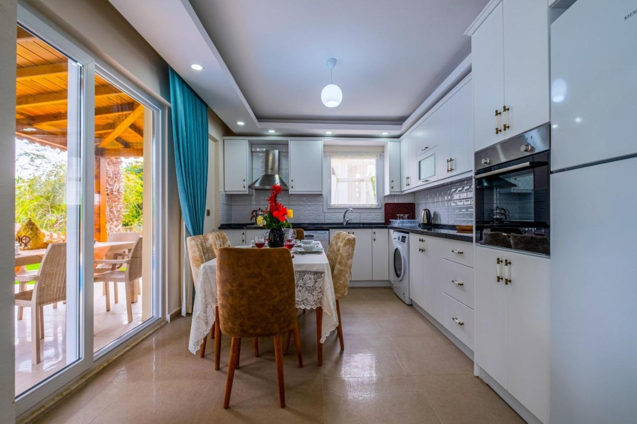 Infinity Lily Villa 1 Фетие Екстериор снимка