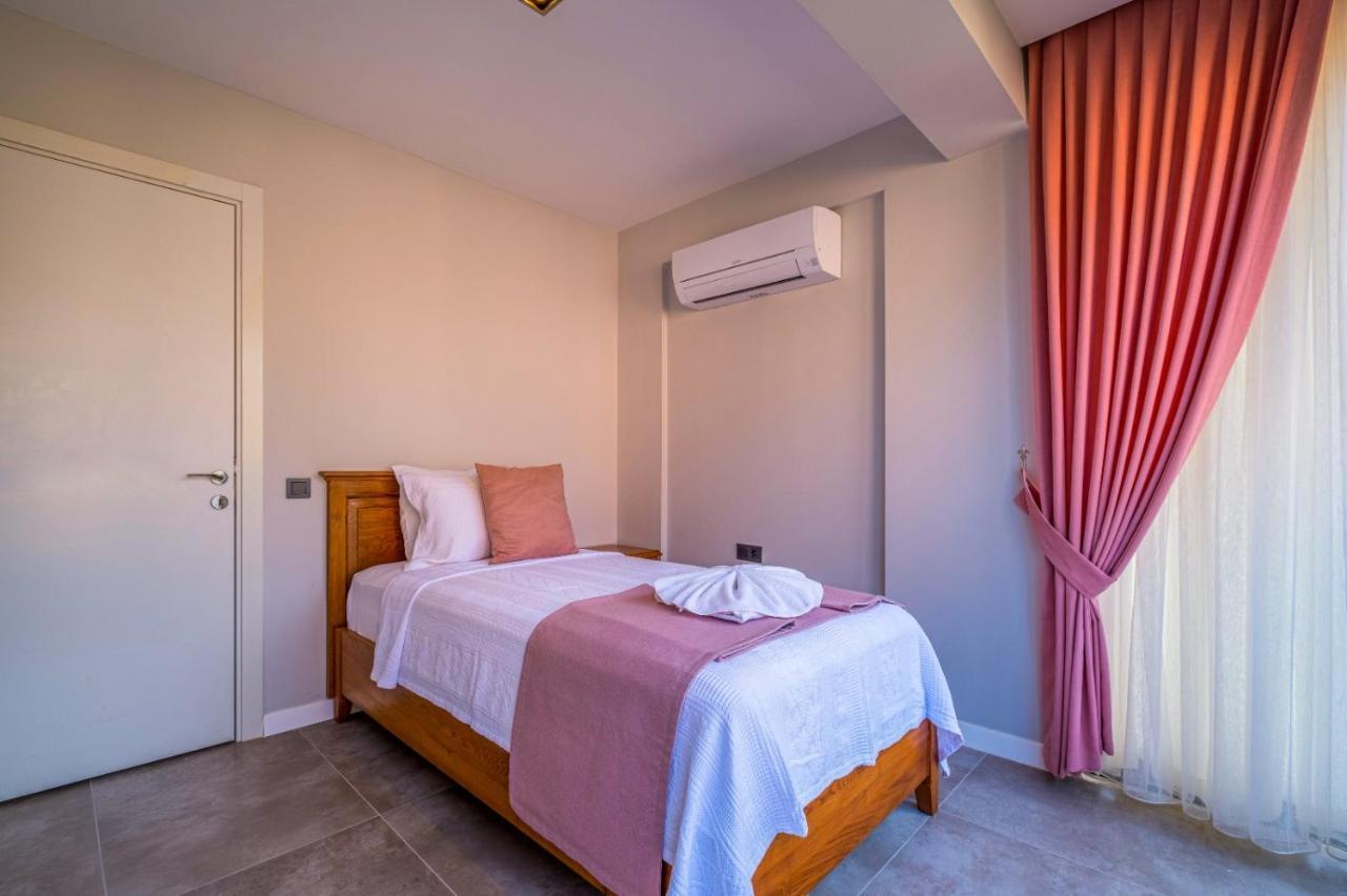 Infinity Lily Villa 1 Фетие Екстериор снимка