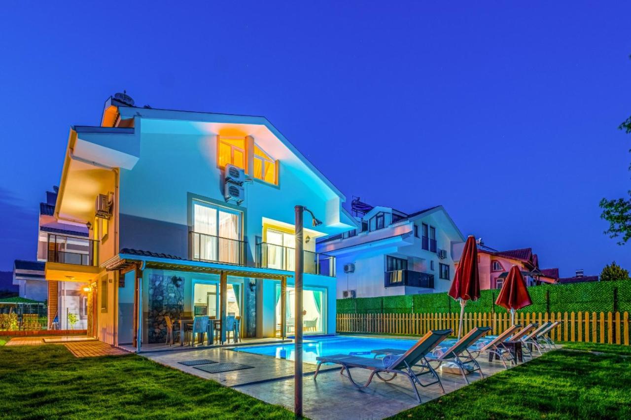 Infinity Lily Villa 1 Фетие Екстериор снимка