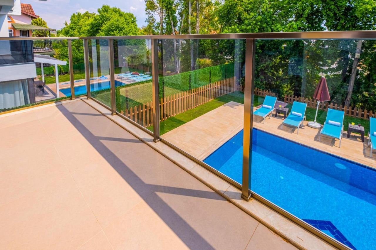 Infinity Lily Villa 1 Фетие Екстериор снимка