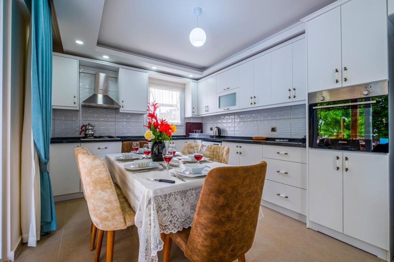 Infinity Lily Villa 1 Фетие Екстериор снимка