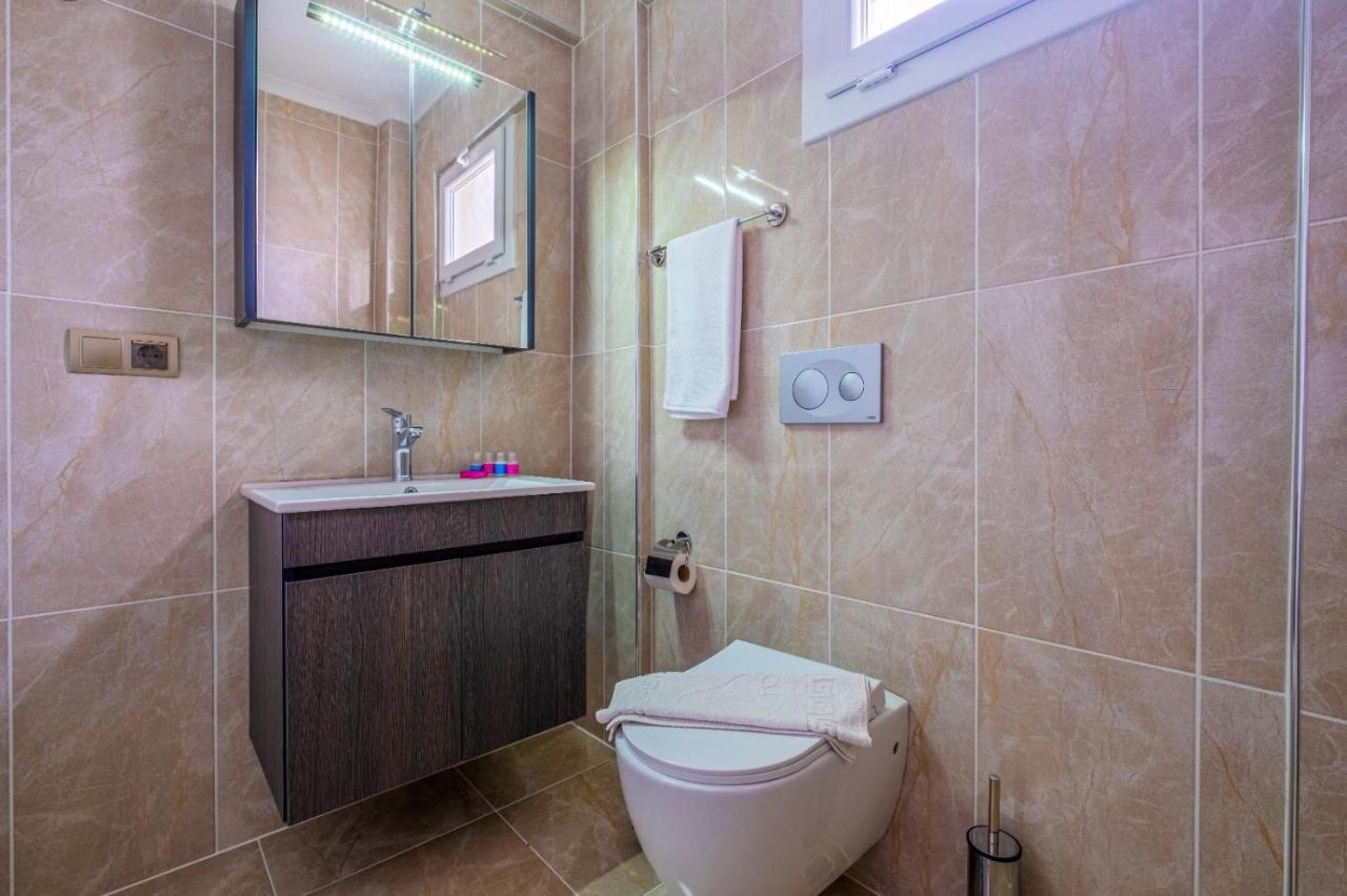 Infinity Lily Villa 1 Фетие Екстериор снимка